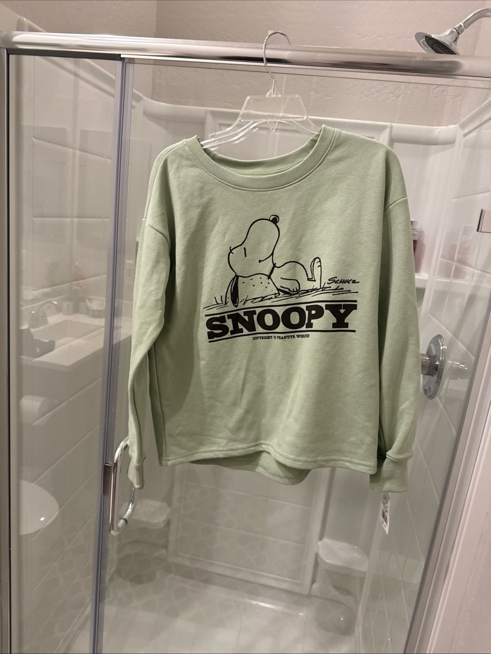 Snoopy womens Long-Sleeve sweatshirt - Light Green